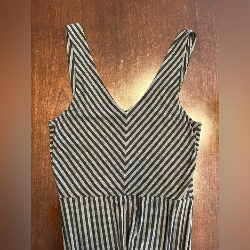 Adrienne Vittadini Black and Gray Striped Sleeveless dress. - Picture 2 of 4